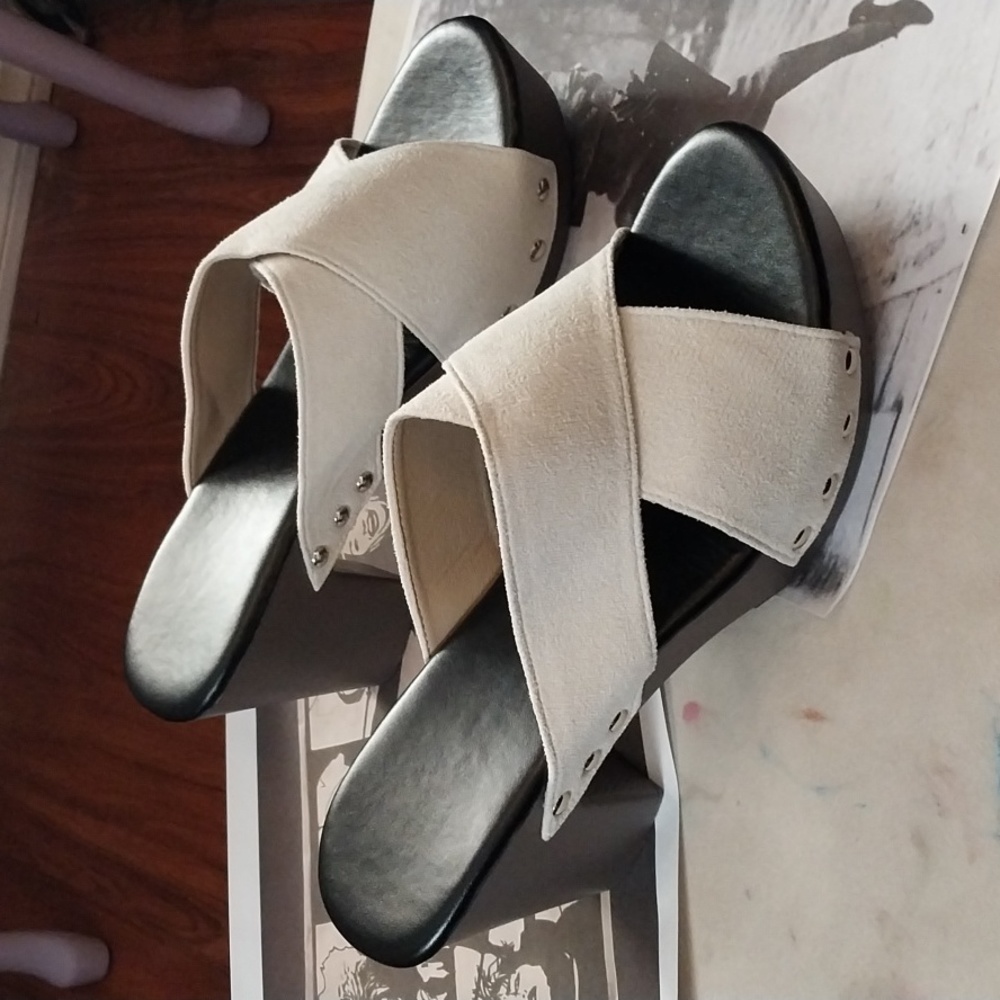 New, never worn. Chunky heel open toe clogs. Gorgeous. Size 11